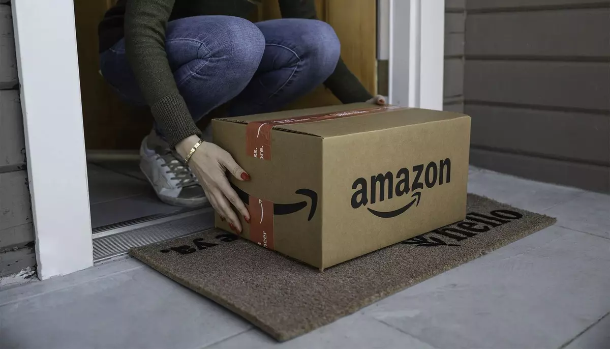 Amazon începe să returneze clienților banii încasați din tarifele lui Trump. Primele rambursări cumulează 600 de milioane de dolari