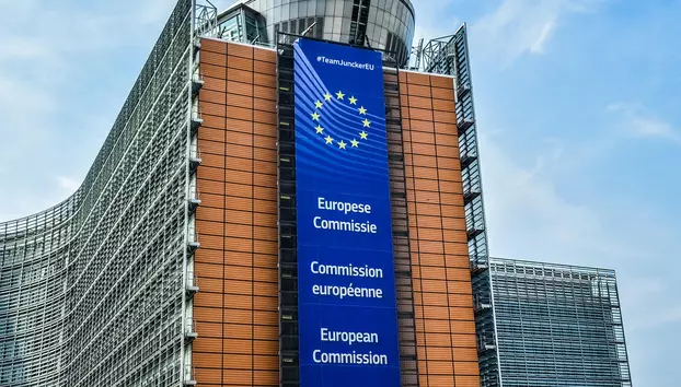 Comisia Europeană va modifica criteriile pentru licitații în septembrie. Bruxellesul impune noi condiții pentru a proteja economia UE