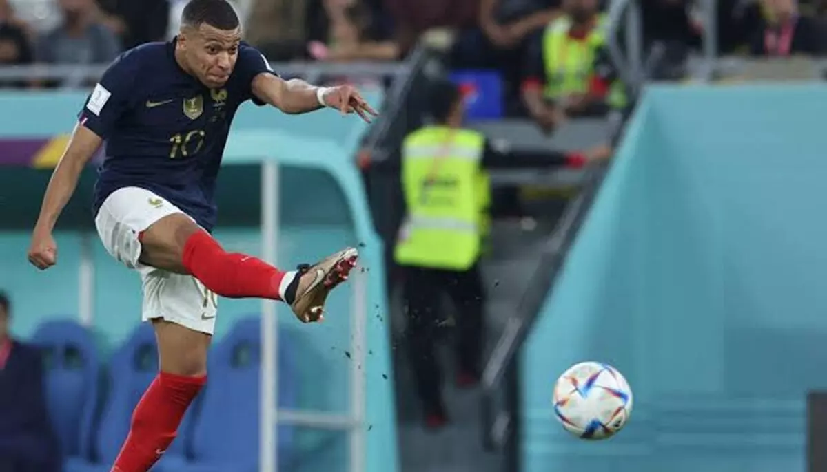 Producătorul elvețian On intră în fotbal cu Kylian Mbappé. Brandul elvețian provoacă dominația Nike și Adidas
