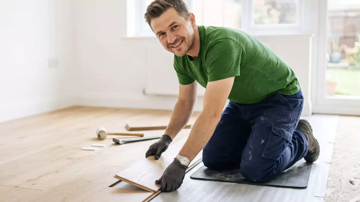 Preţurile medii pentru renovări au scăzut cu 19%. Românii investesc mai mult în eficiența energetică