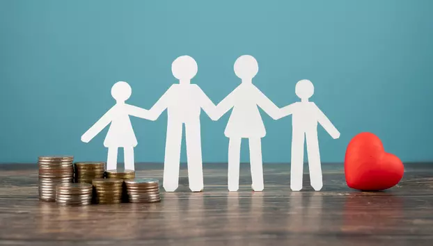 România a cheltuit peste 325 de miliarde de lei pentru protecția socială. Suma a crescut cu peste 23% într-un singur an