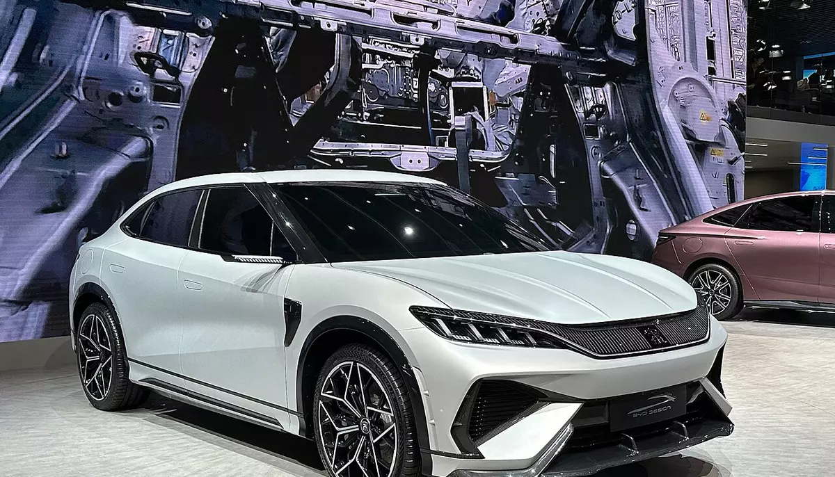 Piața auto din China se îndreaptă spre cel mai slab an din ultimii cinci. Vânzările au scăzut cu 20%