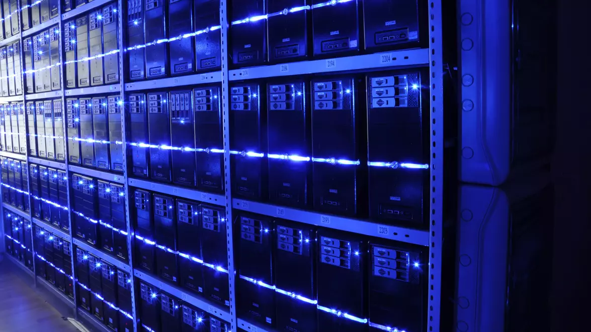 64% dintre companii au nevoie să extindă capacitatea centrelor de date. Cum pot Data Centerele modulare containerizate să scadă costurile