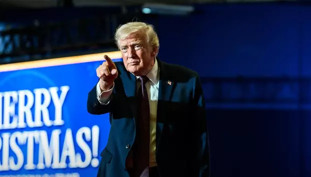 Donald Trump intensifică presiunile asupra șefului Rezervei Federale înaintea unei decizii esențiale. Piețele financiare văd tot mai probabilă o majorare a dobânzilor în SUA 
