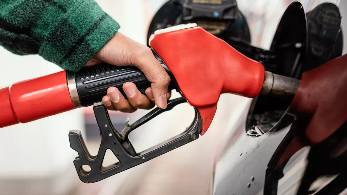 Spania conduce scumpirea benzinei în Uniunea Europeană. Retragerea ajutoarelor fiscale împinge prețurile în sus