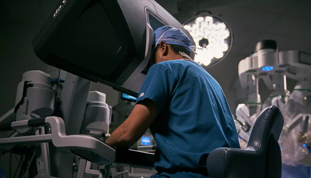 România ajunge la 31 de programe de chirurgie robotică Vinci. Institutul Clinic Fundeni a instalat un nou sistem