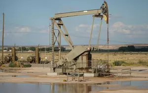 SUA încearcă să transforme sondele petroliere abandonate în surse de energie. Scopul este reducerea poluării 
