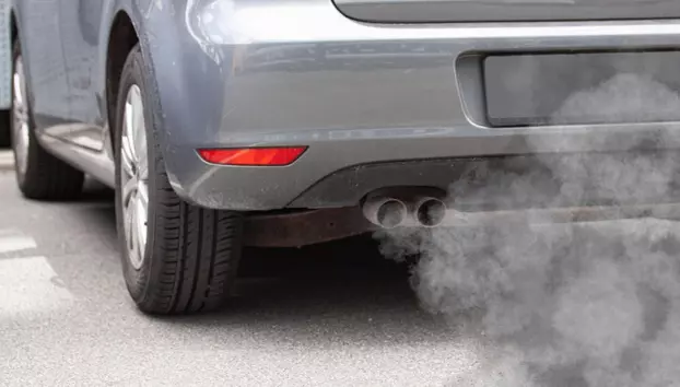 Franța și Germania încheie un acord pentru relaxarea normelor europene privind emisiile auto. Înțelegerea ar putea aduce beneficii și Marii Britanii 