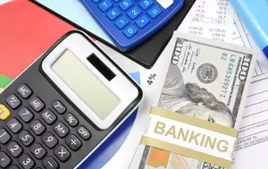 Cum îți poți rezolva litigiile cu banca? Tot mai mulți români au probleme
