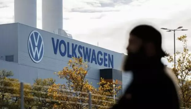 Volkswagen își taie drastic prognoza de profit. Costuri excepționale de 10 miliarde de euro apasă rezultatele