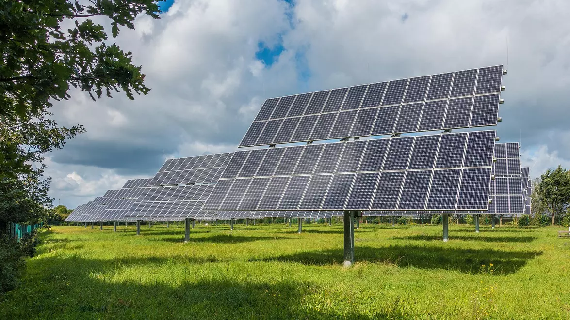 Parc fotovoltaic de 134 de milioane de lei la Aeroportul „Henri Coandă”. Prima etapă a proiectului ajunge la 12,6 MWp