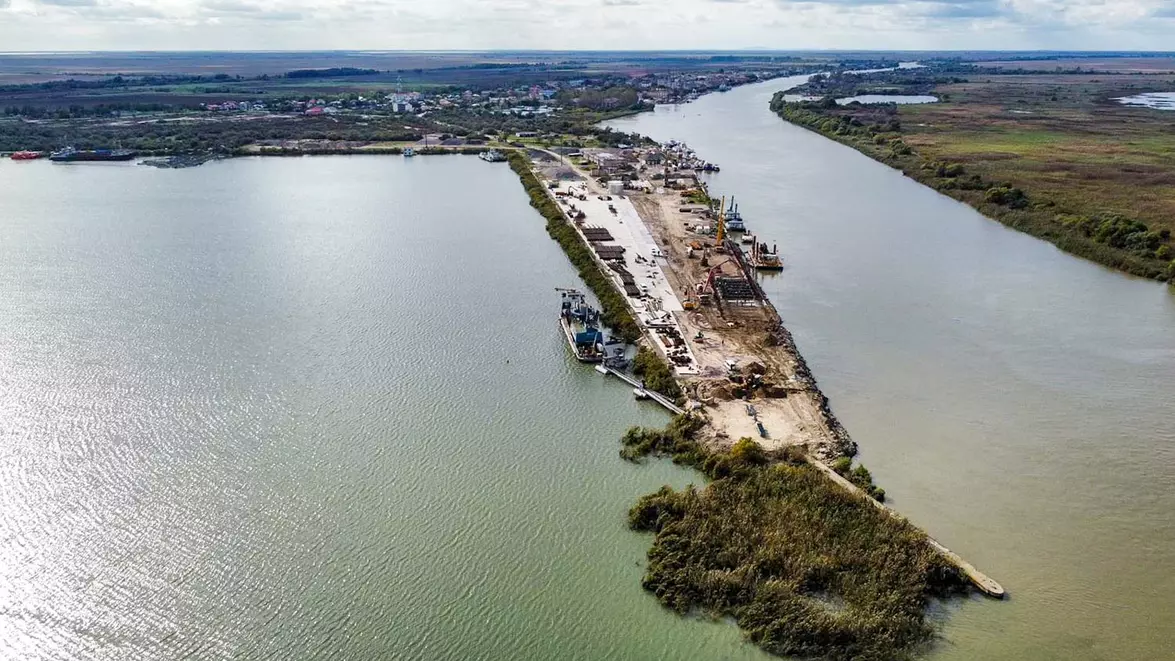 Sulina pregătește un port modernizat cu 267 milioane lei. Noul terminal poate deveni nod logistic la Marea Neagră