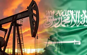 Canalul Suez devine ruta de salvare pentru exporturile saudite de petrol. Transporturile ajung și la 4,9 milioane de barili pe zi