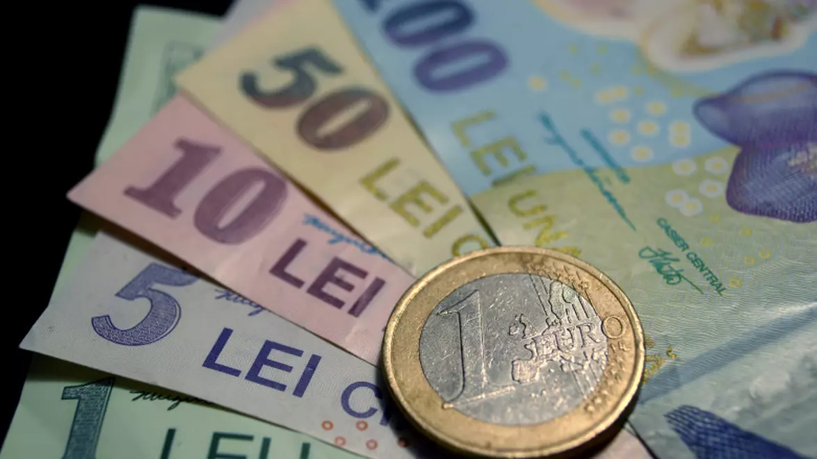 Presiunea pe leu s-a calmat, dar euro rămâne pe un palier mai sus. Efectul s-a resimțit asupra ROBOR
