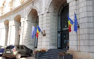 Statul s-a împrumutat cu aproape un miliard de lei de la bănci. Cererea a depășit semnificativ suma atrasă
