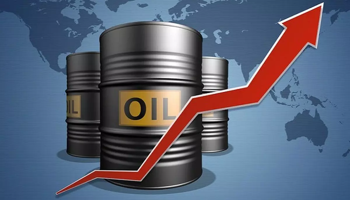 Petrolul trece din nou de 111 dolari. Situația strâmtorii Hormuz a rămas incertă