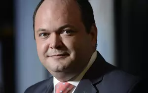 Ionuț Dumitru: Statul poate câștiga mai mult din 85% decât din 100%. Listarea unor pachete minoritare ar împinge companiile de stat spre bursă și profit