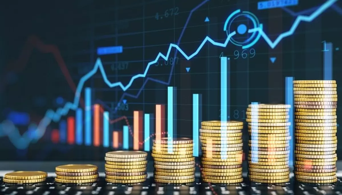 Ratingul României stă pe ultima treaptă sigură. Deficitul de 1,75% ajută, dar nu salvează anul fără reforme