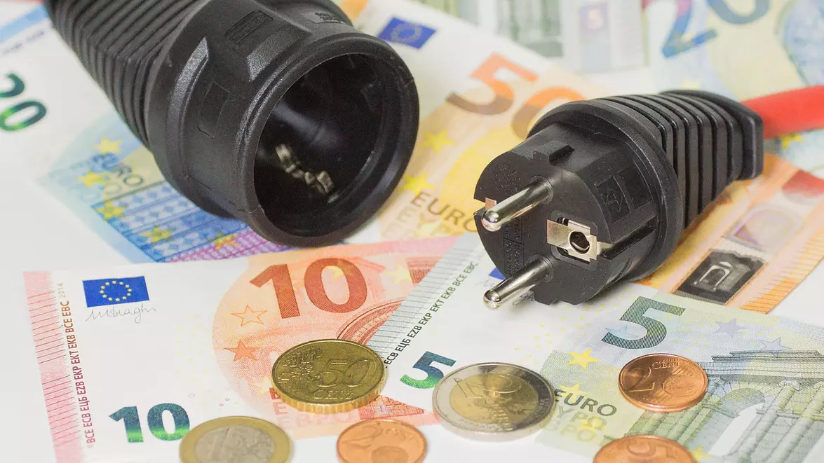 Energia controlează aproape 59% din BET. Bursa românească este protejată de companiile mari, dar expusă la geopolitică