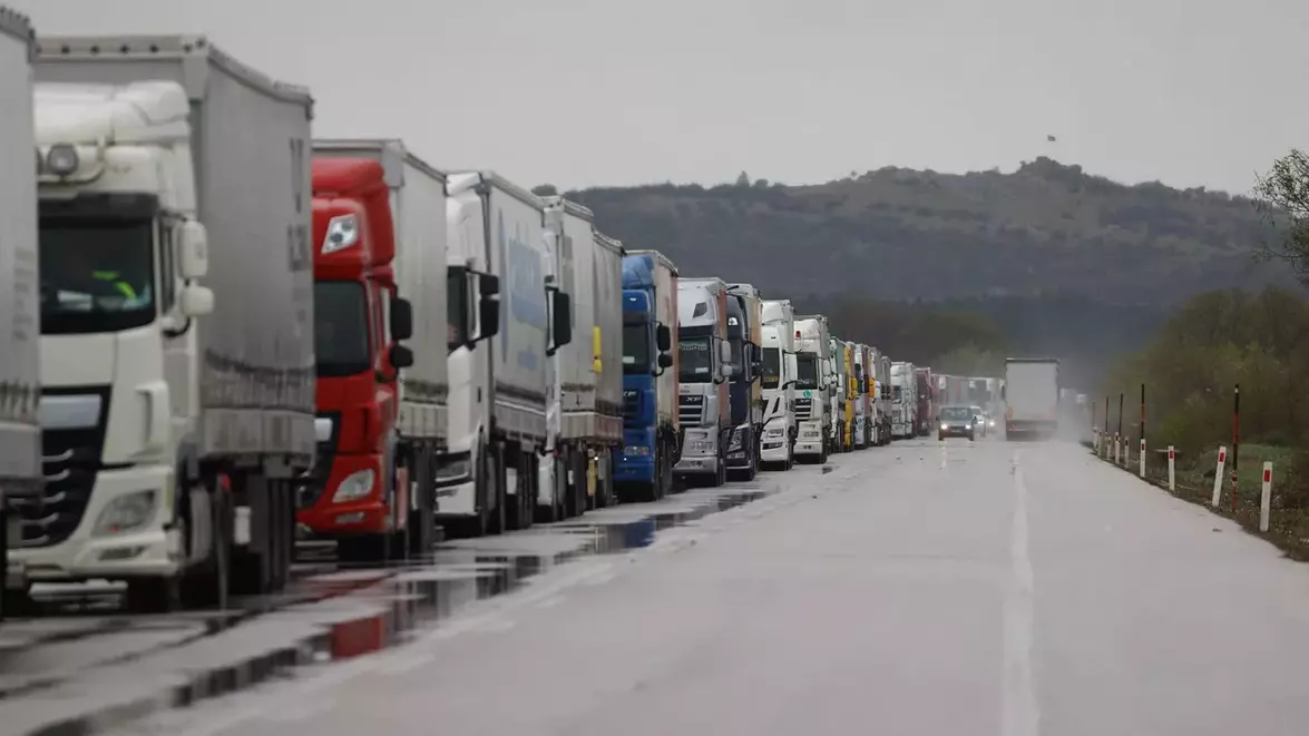 Când consumul intern scade, vânzările externe cresc de nevoie. Companiile românești au crescut exporturile, în căutarea profitului pe care nu-l mai fac în țară
