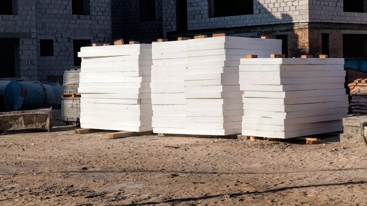 Costurile materialelor schimbă calculele de pe șantiere. Cum sunt influențate bugetele construcțiilor rezidențiale de scumpirile din ultimul an