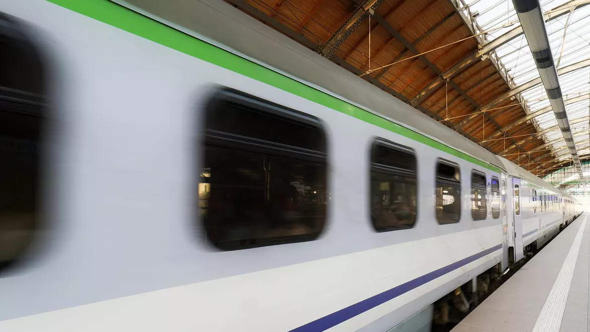 RELOC Craiova finalizează modernizarea a 19 locomotive pentru CFR Călători. Proiectul a fost evaluat la 91,1 milioane de euro