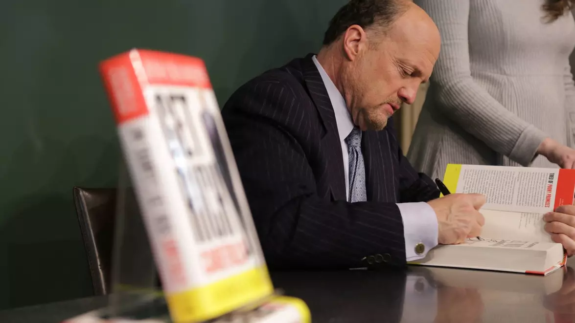 Previziune: Fed începe un nou ciclu după 3 ani de pauză. Jim Cramer spune unde s-au ascuns câștigătorii în trecut