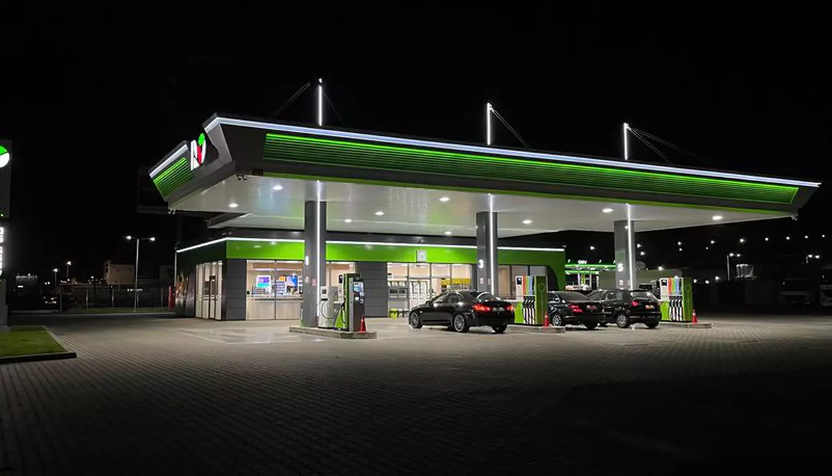 Au scăzut prețurile la carburanți. Motorina premium se vinde de la 9,34 lei pe litru