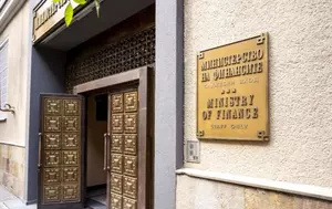 Bulgaria riscă procedura de deficit excesiv, după doar câteva luni în zona euro. Deficitul pune presiune pe noul membru al uniunii monetare