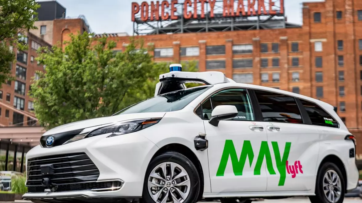 May Mobility se listează pe Nasdaq printr-o tranzacție  de 1,4 miliarde de dolari. Compania pregătește extinderea serviciilor de robotaxi 