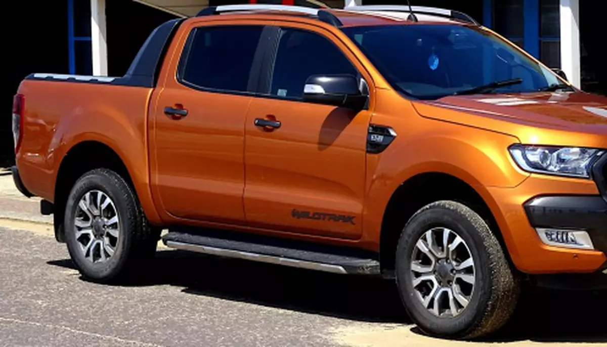 Ford pierde vânzări pe fondul livrărilor limitate. 100.000 de unități F-150 n-au mai fost produse
