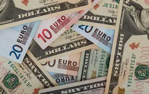 Obligațiunile globale au trecut printr-o lună de șocuri. Războiul din Iran a dus randamentele SUA la maxime din 2007
