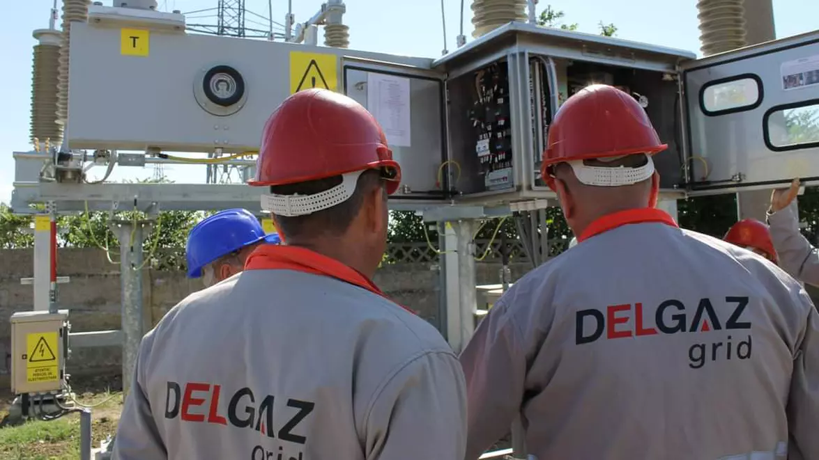Delgaz Grid refinanțează 3 miliarde lei pentru rețele. Modernizarea energiei se mută din centrale în distribuție