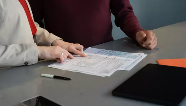 Ce se întâmplă cu dosarele pentru angajarea muncitorilor străini. Platforma WorkinRomania nu anulează avizele deja emise