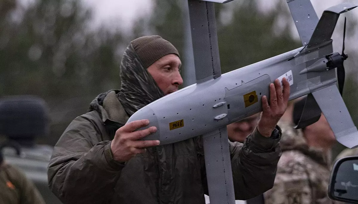 Războiul dronelor intră într-o nouă etapă industrială. China accelerează exporturile de interceptoare ieftine, printate 3D
