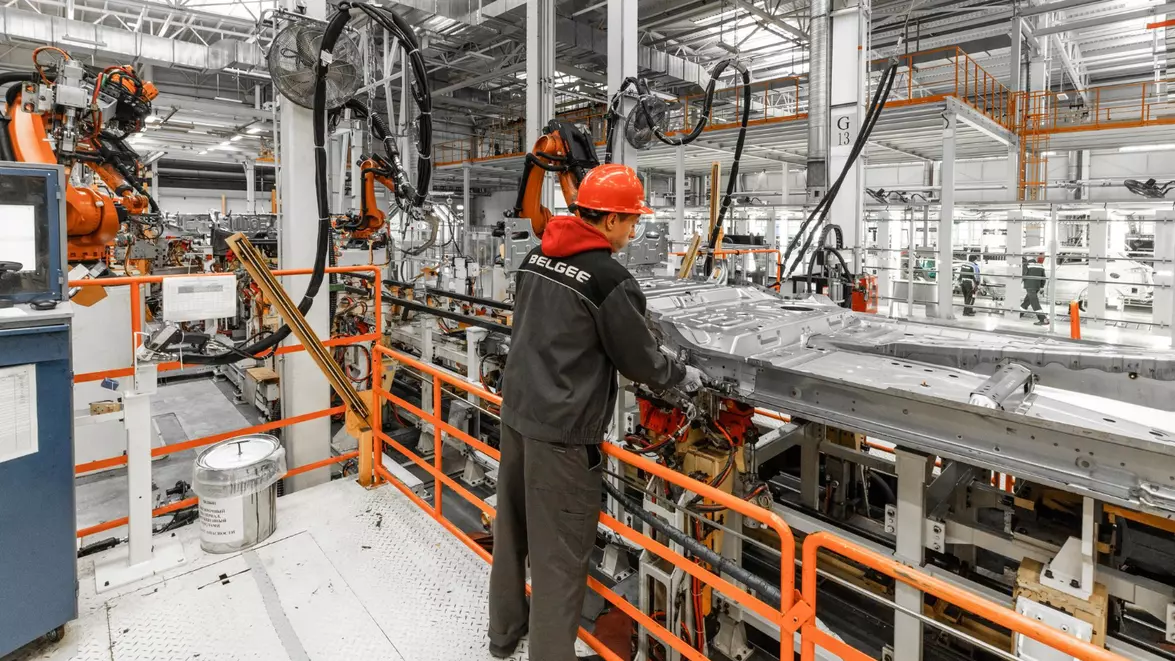 Producția câștigă teren pe piața spațiilor industriale. Aproape 30% din cererea de închiriere vine de la fabrici