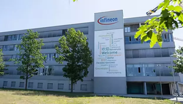 Compania germană care profită de boom-ul AI și al mașinilor electrice. Infineon și-a dublat valoarea pe bursă în 2026