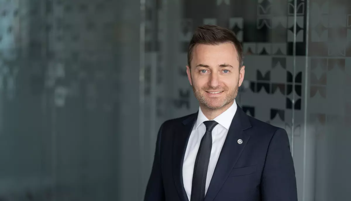 Aurul rămâne o afacere profitabilă în România. RAFINOR și-a crescut profitul cu 70%