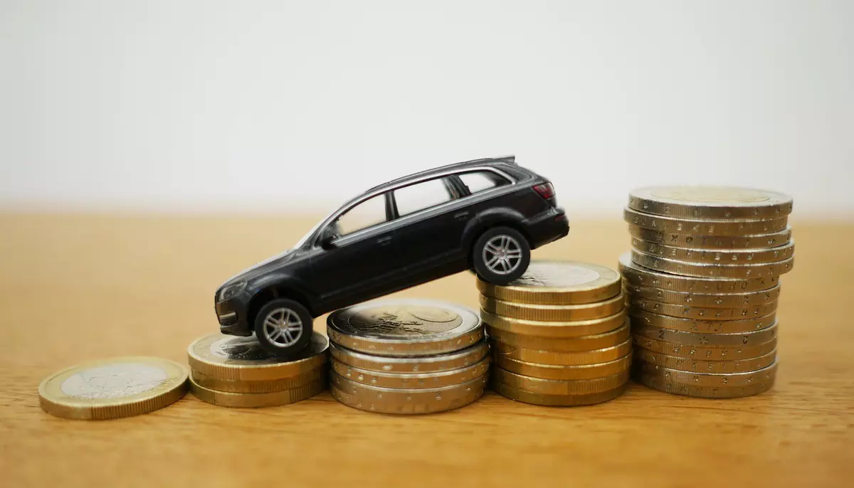 Comerțul cu autoturisme a urcat la 2,6 miliarde de euro. Cine au fost campionii vânzărilor anul trecut