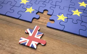 Britanicii regretă Brexit, după 10 ani. Premierul Regatului Unit nu exclude un referendum pentru întoarcerea în UE