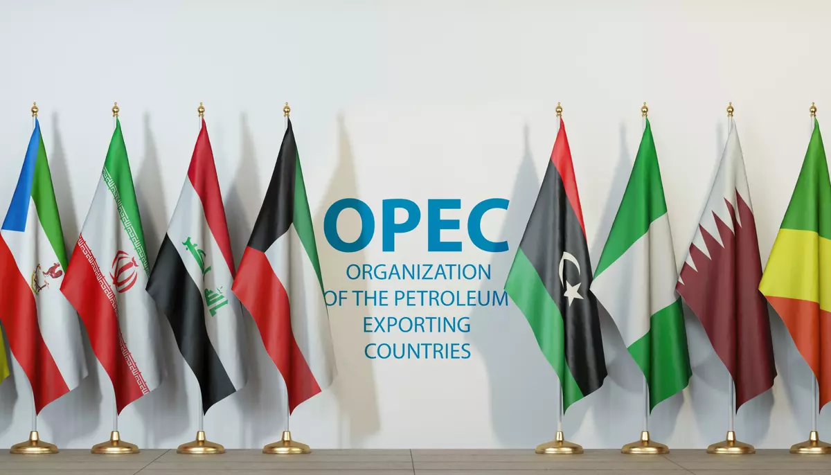 OPEC+ oprește creșterile de producție și menține neschimbată oferta de petrol pentru octombrie. Alianța se concentrează pe stabilirea cotelor pentru 2027