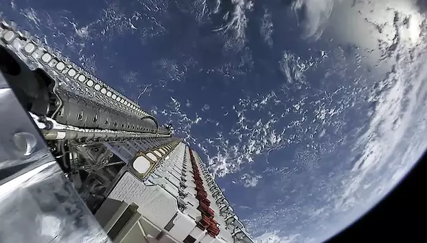 Bruxelles-ul pregătește o nouă ofensivă împotriva lui Elon Musk. Uniunea Europeană vrea să blocheze expansiunea Starlink