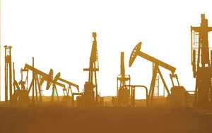 Petrolul Brent depășește pragul de 90 de dolari pe baril. Intensificarea conflictului dintre SUA și Iran încetinește refacerea stocurilor globale