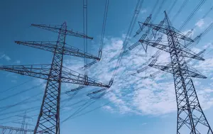 UE pregătește electrificarea economiei. Factura petrolului și gazelor a crescut cu 50 miliarde euro