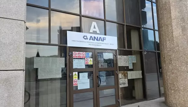 ANAF actualizează Formularul 216 utilizat de proprietarii de vile și mașini scumpe. Impozitul pe lux va fi recalculat după noile reguli