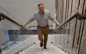 Steve Eisman atacă pariul pe SpaceX și AI. A anticipat criza creditelor subprime, iar acum previzionează o nouă bulă investițională