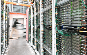 Emisiile CO2 ale Google și Amazon cresc puțin sub 20%. AI-ul începe să strice bilanțul verde al Big Tech