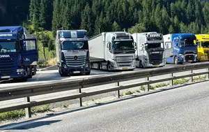 Transportatorii primesc compensațiile pentru motorină mai devreme. UNTRR cere și eliminarea ICAS