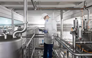 Guvernul intervine în sprijinul fermierilor. România solicită CE mobilizarea rezervei agricole pentru susținerea sectorului lactatelor