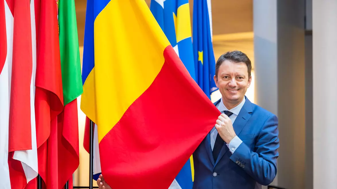 Siegfried Mureșan intră în cursa pentru Palatul Victoria. Pariul PNL-USR-UDMR este pe bugetele europene
